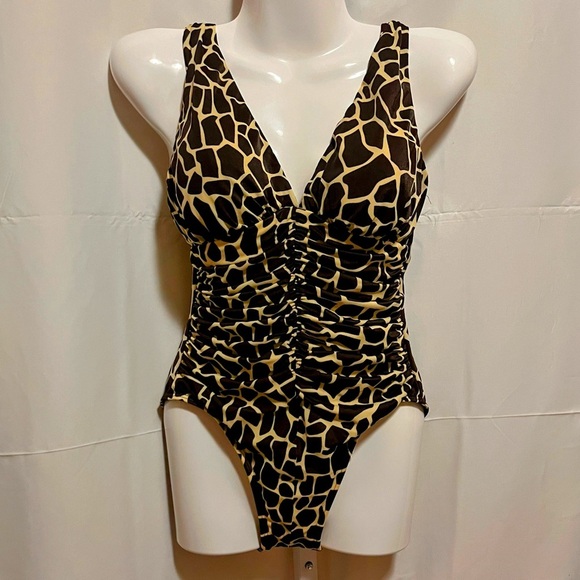 Miraclesuit Bathing Suit 8 Animal Print Giraffe One Piece Tummy Control Ruched - Picture 1 of 7